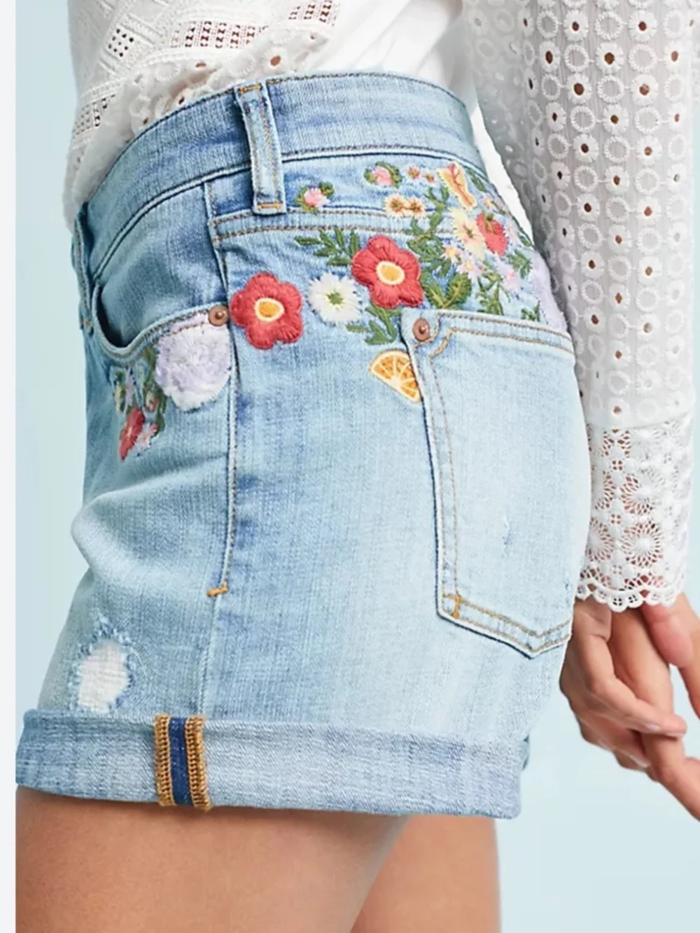 Anthropologie | Pilcro Slim Boyfriend Floral Embroidered Denim Shorts Size 25 - Picture 1 of 16